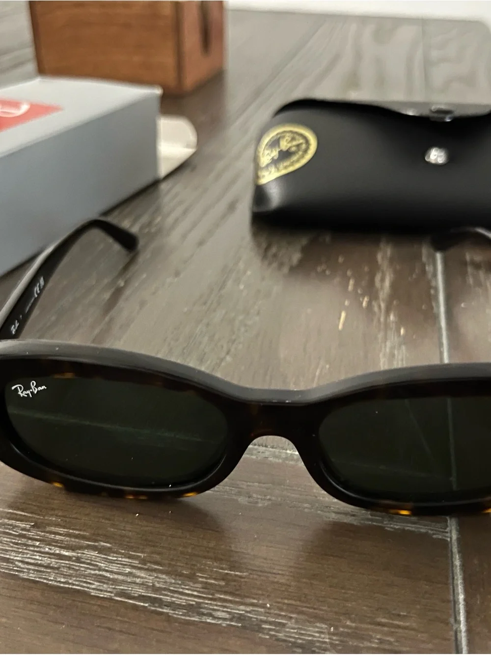 Ray-Ban Women’s Tortoiseshell Frame Sunglasses Havana Green Lenses RB2221